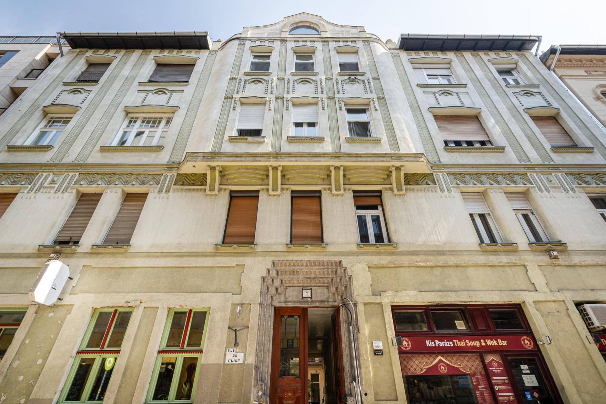 K7 - Boutique Apartments, Best Location. By Bqa Budapest Exterior photo